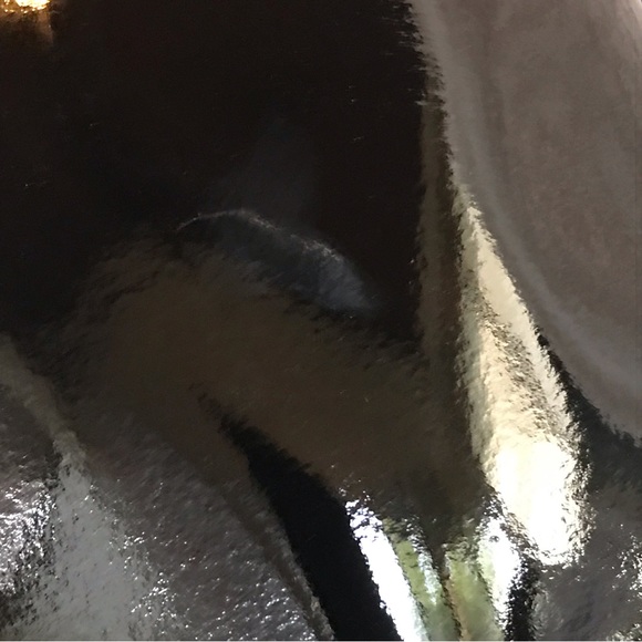 Dooney & Bourke patent leather black and tan drawstring bag - Picture 5 of 5